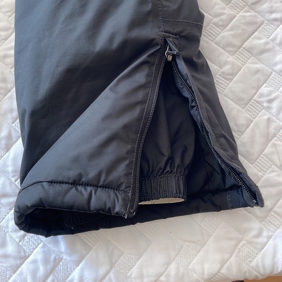 Size 10 LL Bean Unisex Black Ski and Snow Pants - Picture 3 of 4
